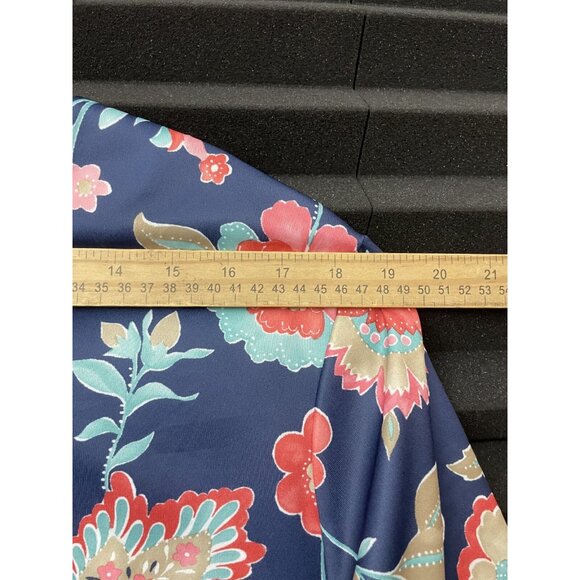 CW Classics Blue Multicolor Floral Blouse Size 2X Short Sleeve - Picture 9 of 12